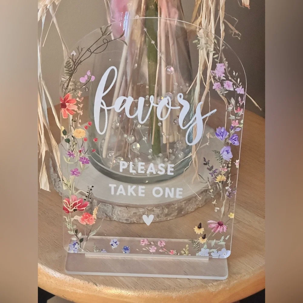 Wildflower Floral Painted Acrylic Party Favor Sign EUC